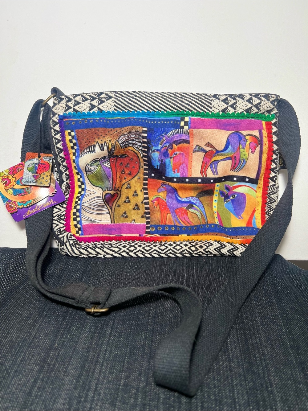 NWT Laurel Burch Multicolor Horse Canvas Crossbody Bag with Bag Charm